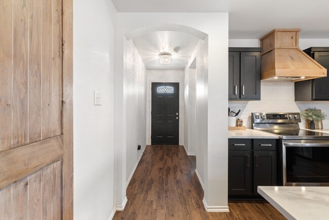 Photo - 1312 Cedar Hollow Dr