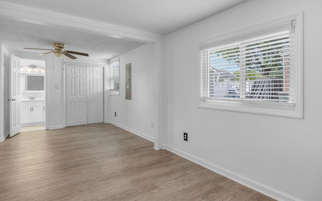 Photo - 8308 Nathan Ave