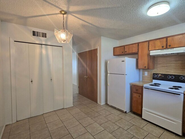 Photo - SECTION 8/HUD - WATER INCLUDED - COMING SOON! Unit 1309 Quail Circle - B