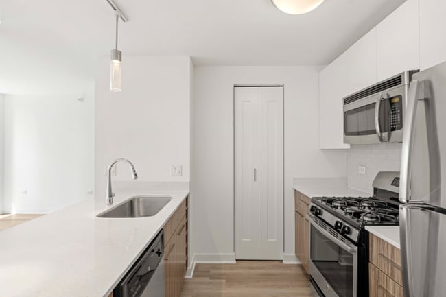 Photo - 3 W Wolf Point Plaza