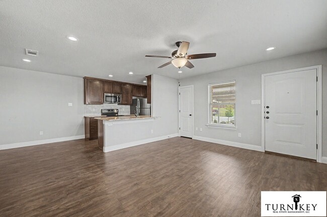 Building Photo - 142-144 Crossbow Ct. Unit 144