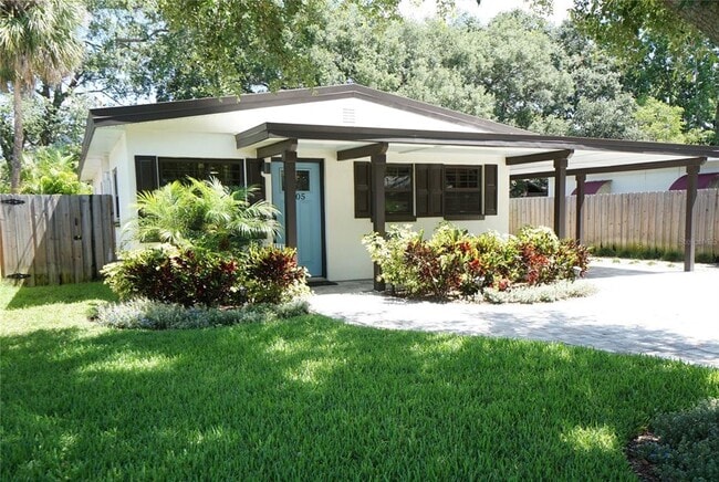 Photo - 3205 W Ballast Point Blvd