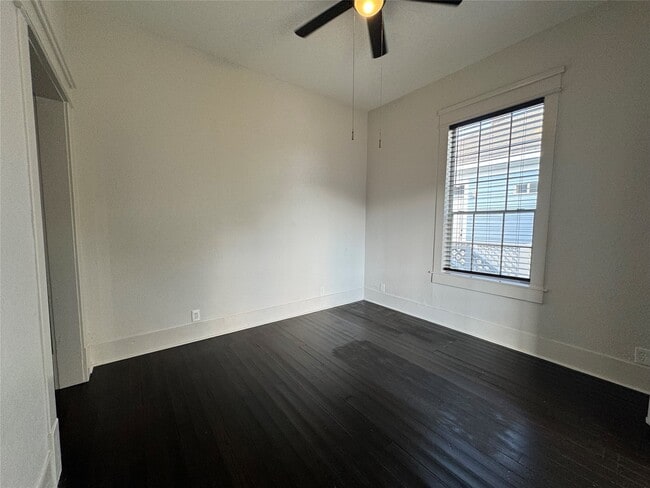 Photo - 805 St Marys Blvd