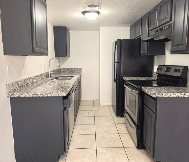 Photo - Prime Mesa Location with Community Pool & Strong Rental Appeal Unit 26