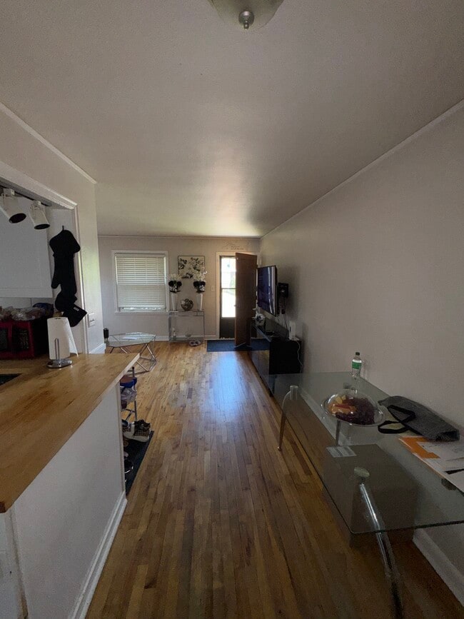 Photo - 1819 E 46th St Unidad 1819