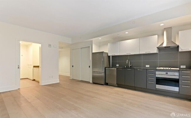 Photo - 1075 Market St Unit 203
