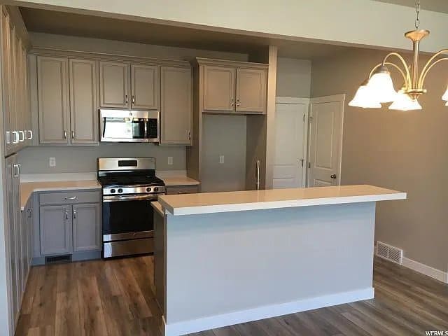 Photo - 1044 W Narrows Ln