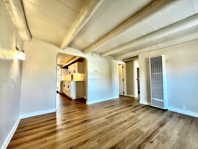 Photo - 422 Towner Ave NW Unidad B