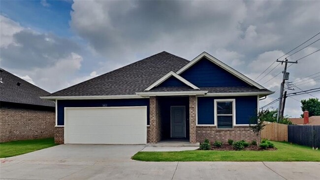 Building Photo - Luxury 1 Bedroom 2 Bathroom Cottage in 55+... Rental