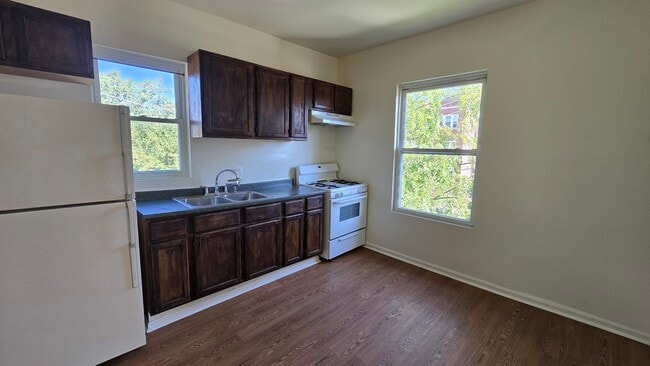 Photo - 63 W Hickory St Unit 2