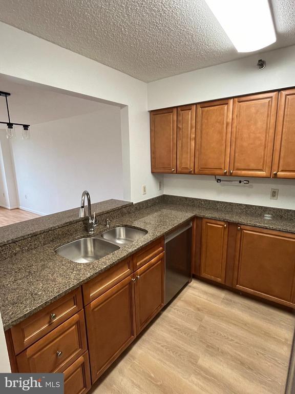 Photo - 10101 Grosvenor Pl Unit 214