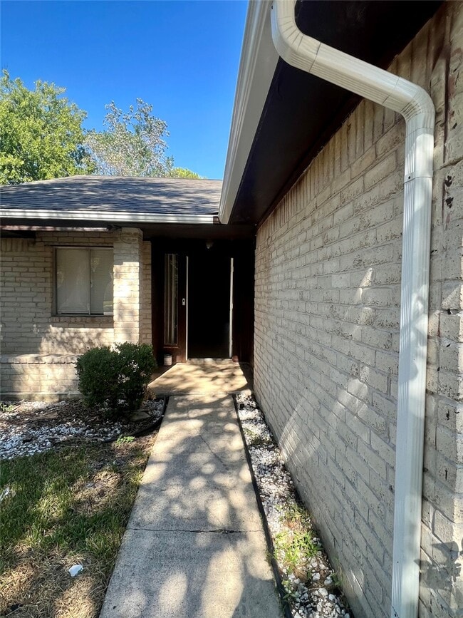 Photo - 15046 Blueridge Rd