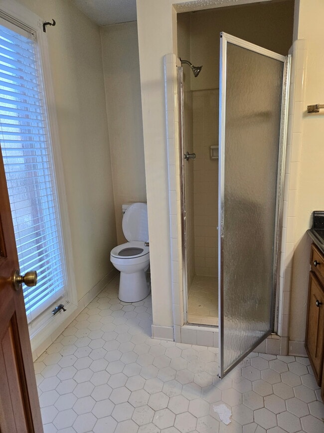 Photo - 9 Brookspring Cir