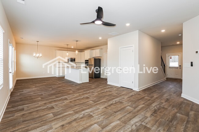 Photo - 1692 Fuma Leaf Wy