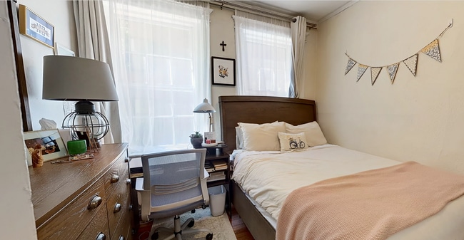 132 Myrtle St Unit 2