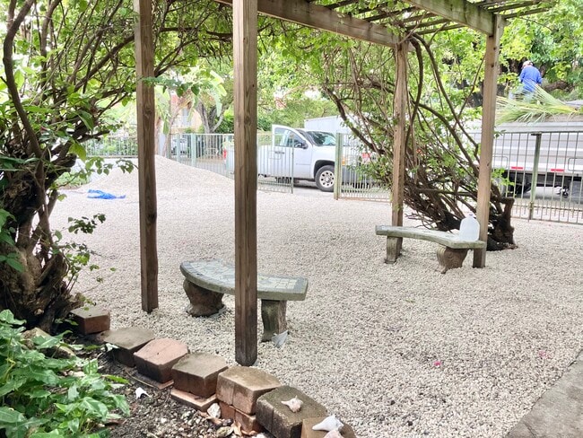 Photo - 2538 SW 11th St Unit #2