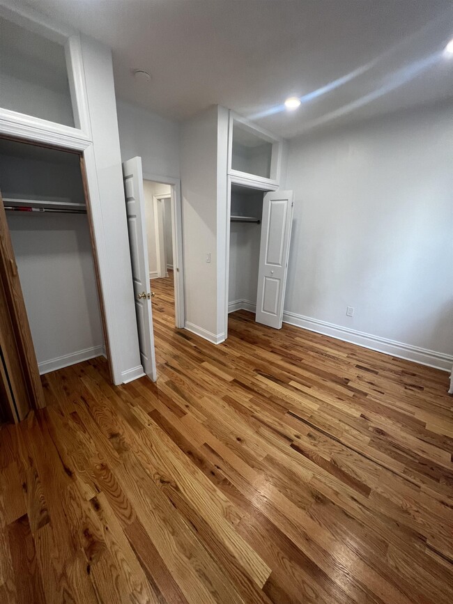 Photo - 132 39th St Unit B3