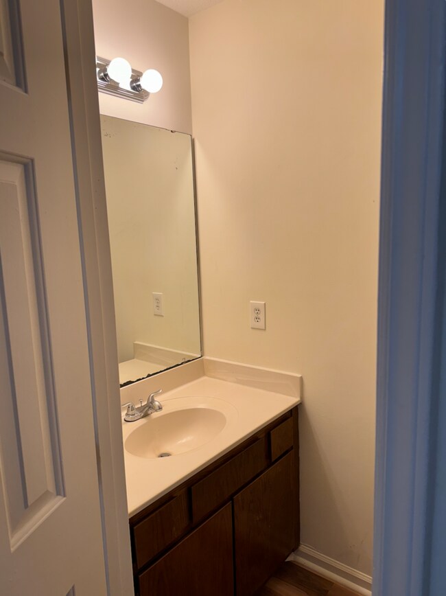 Photo - 123 Winners Cir