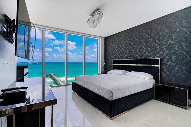 Building Photo - 16699 Collins Ave Rental