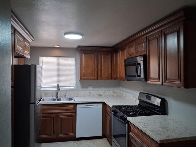 Photo - Lakeside Villa