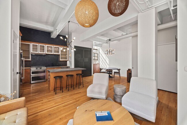 Photo - 705 Main St Unidad 516