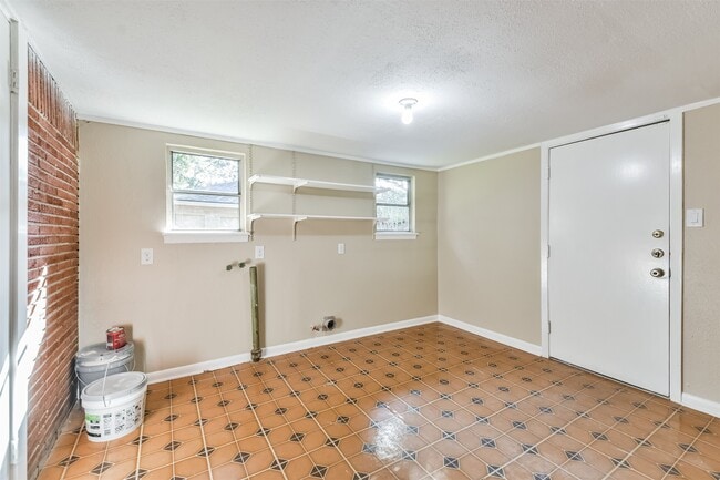 Photo - 5231 Willowbend Blvd