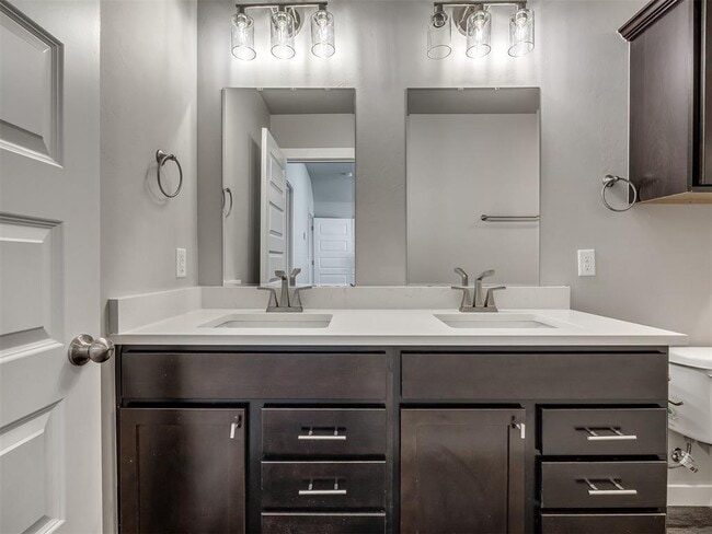 Photo - 8931 NW 109th St