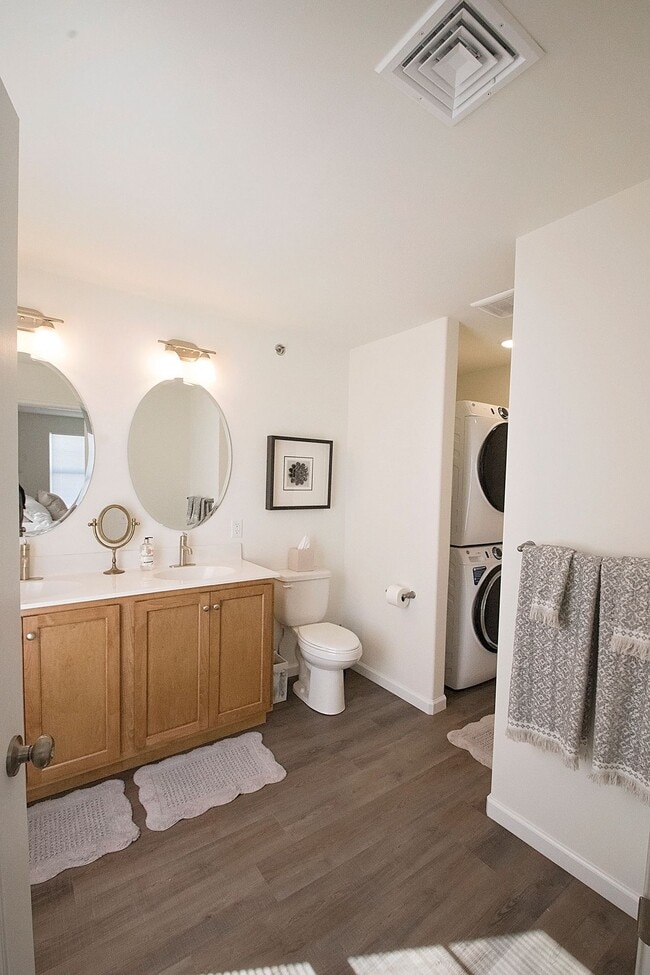 Photo - Apartments On Main