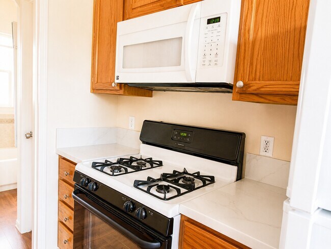Photo - 11618 Riverside Dr