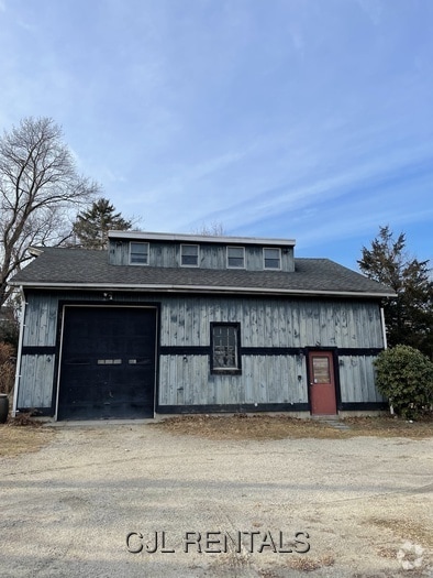Building Photo - 42 Brooks Rd Unit GAR Rental