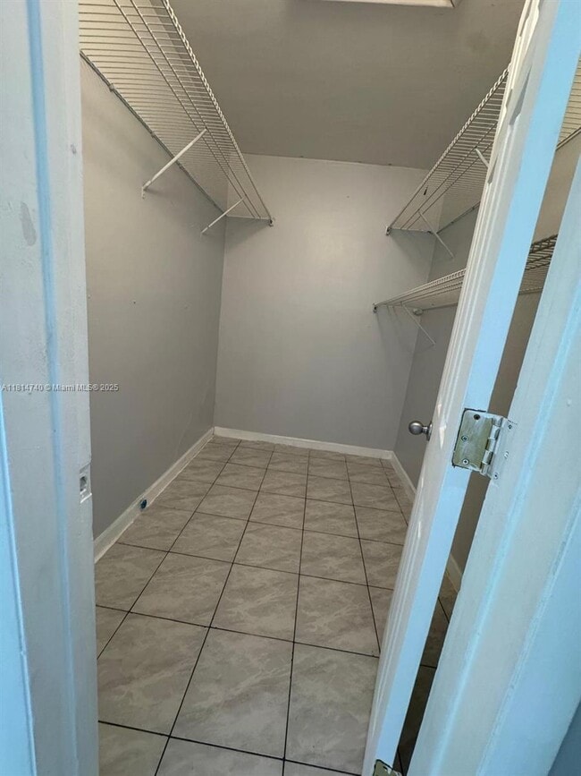 Photo - 1522 NE 34th Ct Condo Unit 11