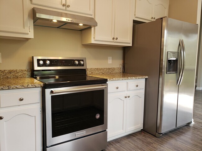 Photo - 6227 King George Dr