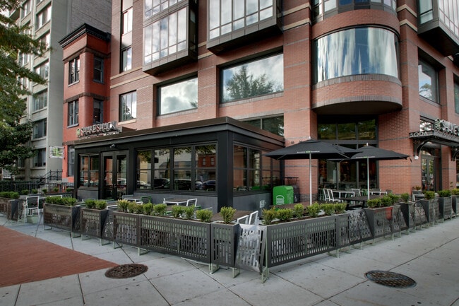 Mai Place