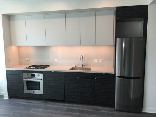 Photo - 1688 Pine St Unit E-904