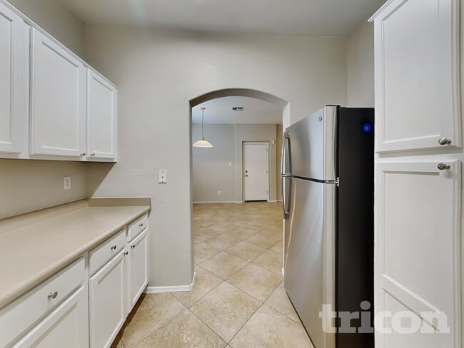 Photo - 10041 W Williams St