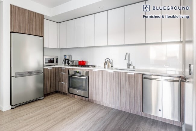 Photo - 8 10th St Unit FL5-ID404