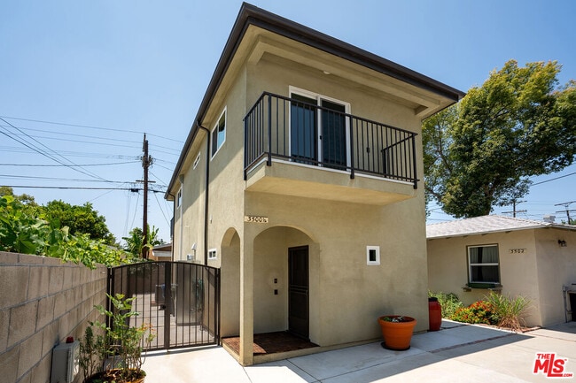 Building Photo - 3500 1/2 La Clede Ave