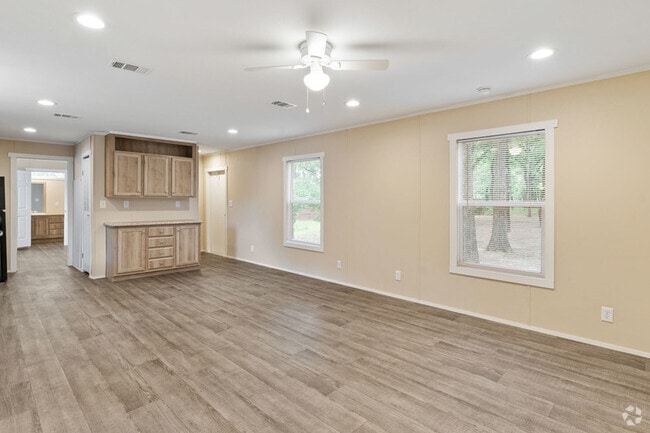 Building Photo - 103 Red Bird Ln Rental
