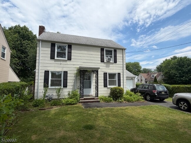 Photo - 19 Alexander Ave