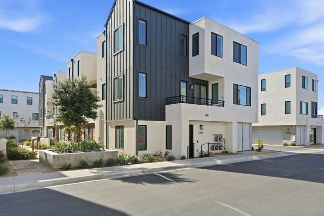 Photo - 2361 Acara Cir