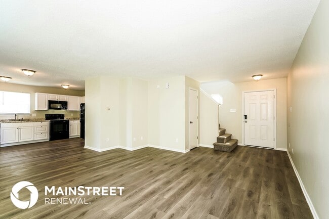 Photo - 138 Frostwood Ln