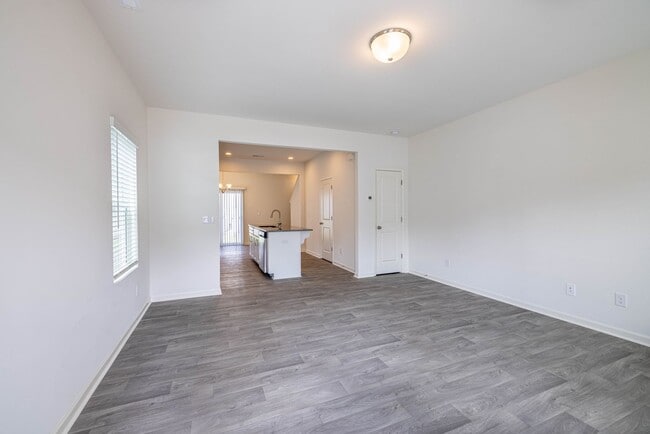 Photo - BEAUTIFUL 2 Bedroom Townhome in MIDLAND AVAILABLE MARCH 2026