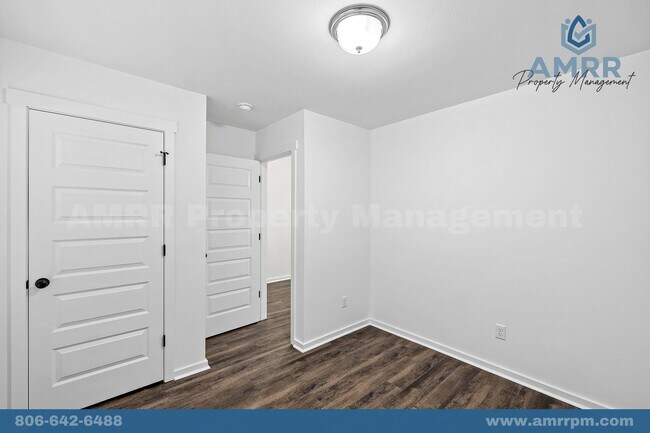 Photo - 1107 SW 3rd Ave