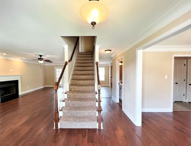 Photo - SPACIOUS 2 STORY HOME WITH 3 BEDROOM, 2.5 BATHROOM IN KARNS!!