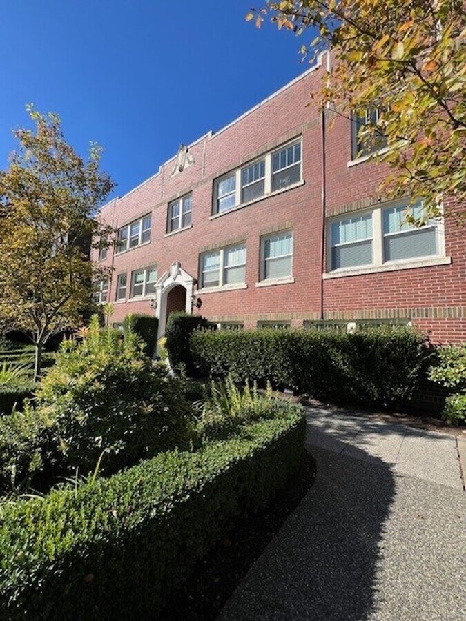 Photo - The Wellington