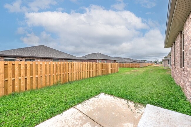 Photo - 2031 Bluebonnet Ln