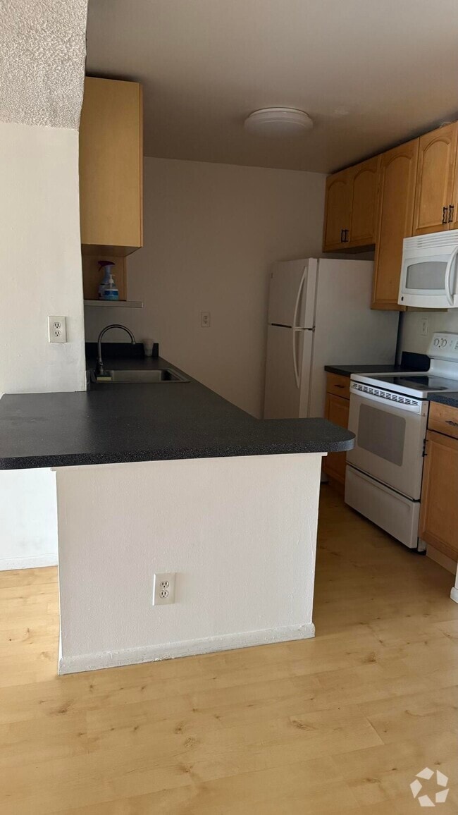 Building Photo - 460 NW 20th St Unit 3030 Rental