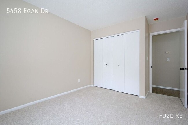 Photo - 5458 Egan Dr