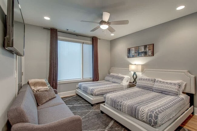 Photo - 1120 Argyle Ave Unit ID1051679P