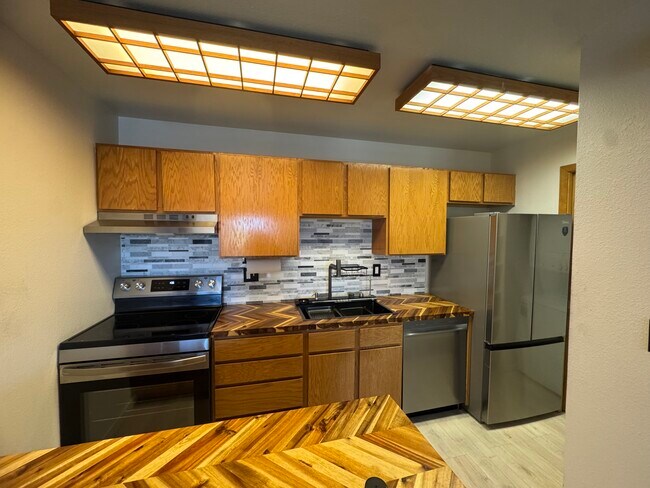 Photo - 1385 Sparta Plz Unidad 15